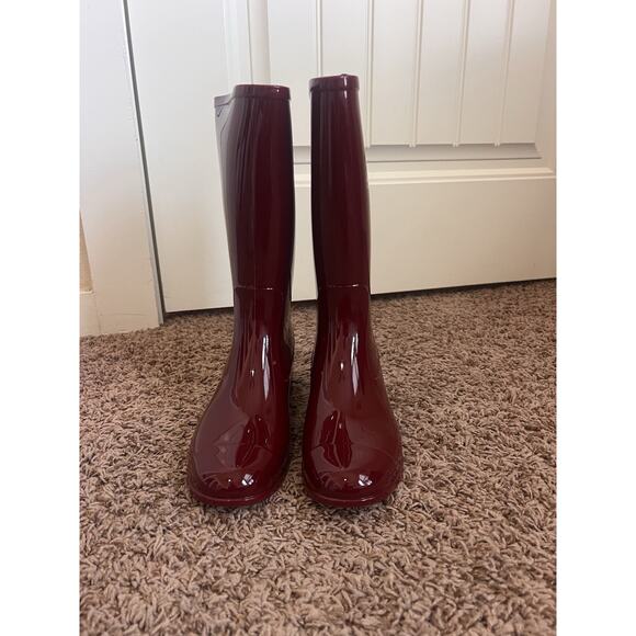 Jeffrey Campbell 9 Glossy Burgundy Rain Boots Women's Tall Rubber Waterproof - Picture 10 of 11